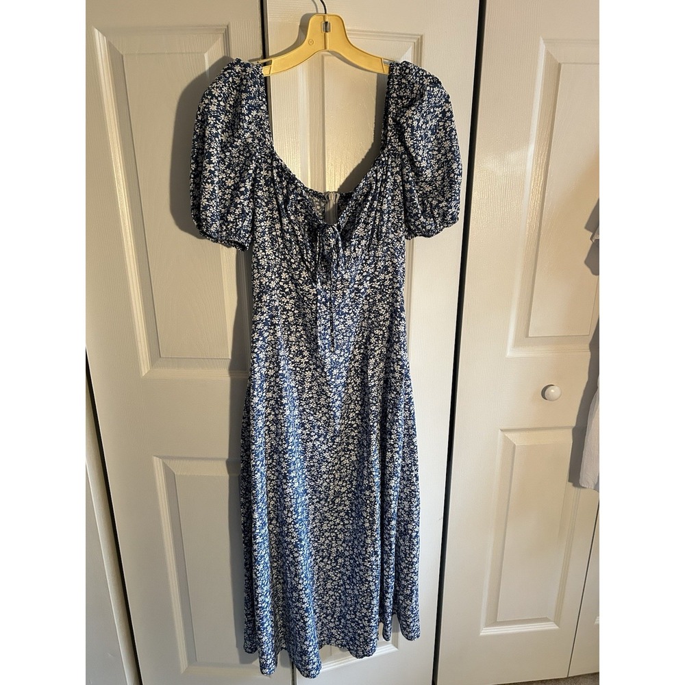 Floral Maxi Dress Elastic Sleeves Flowy Size M Or 6 Blue wth White Flowers